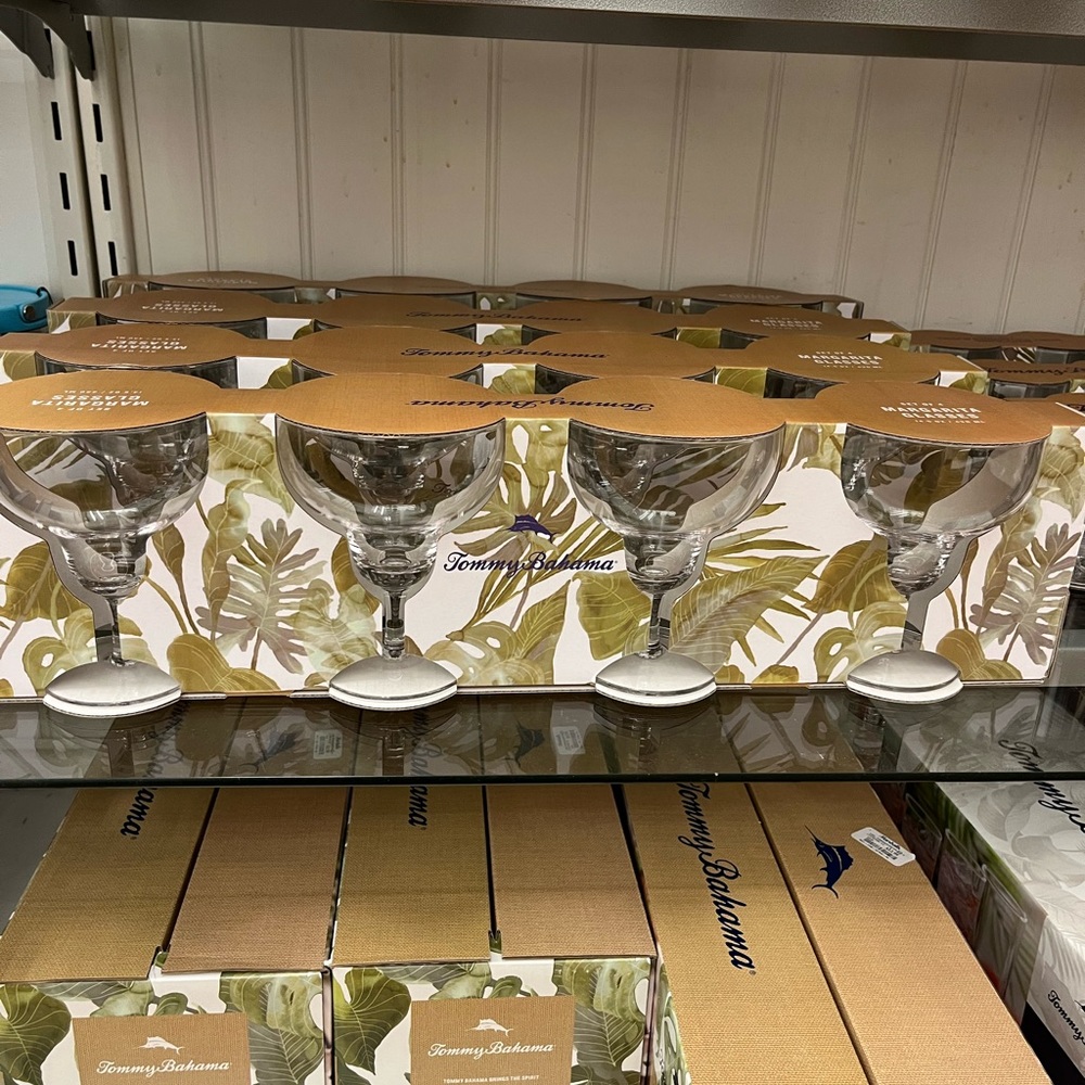 Set of 4 Tommy bahama martini glasses